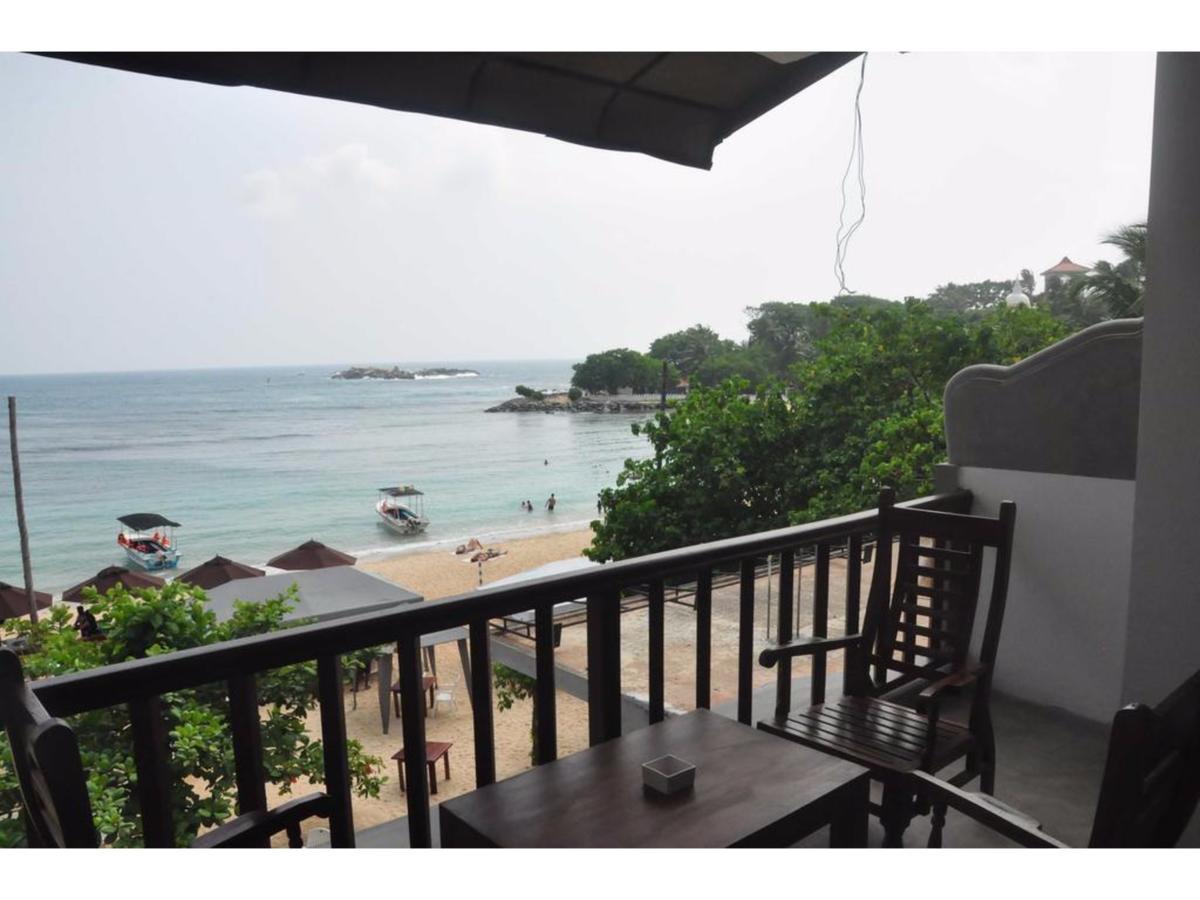 Wave Beach Resort Unawatuna Exterior photo